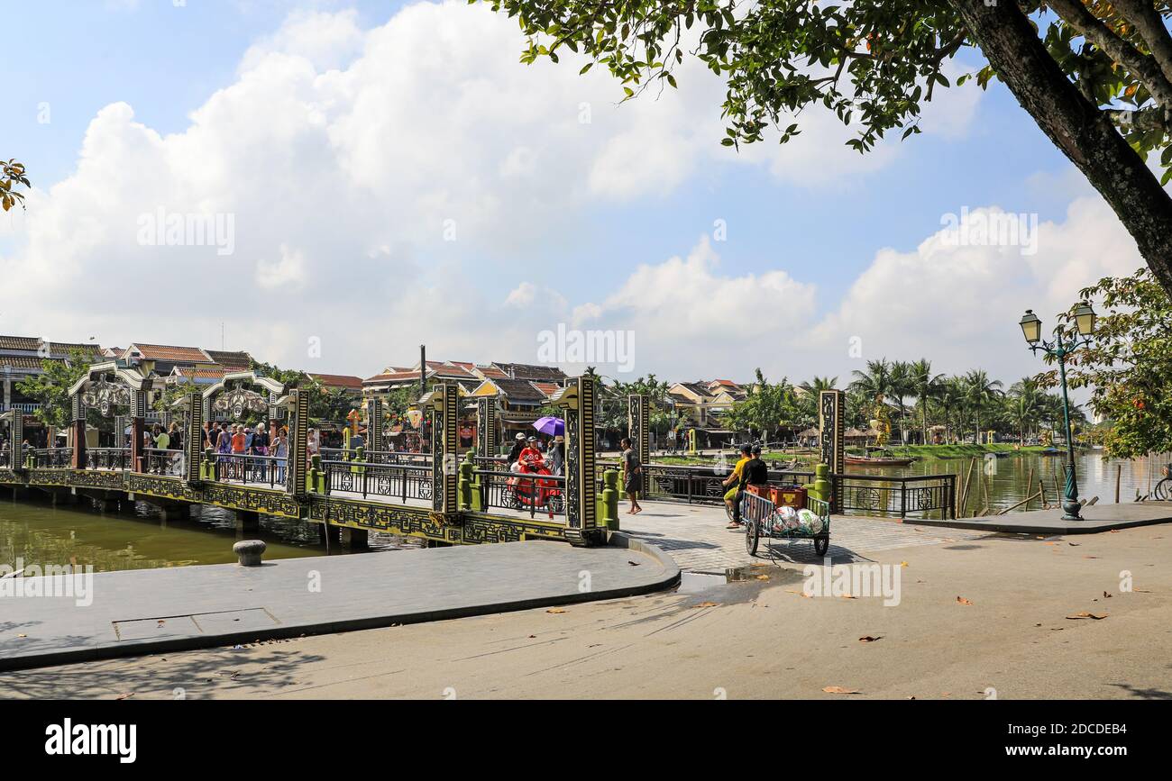 CAU an Hoi Bridge au-dessus de la rivière Thu bon, Hoi an, Vietnam, Asie Banque D'Images