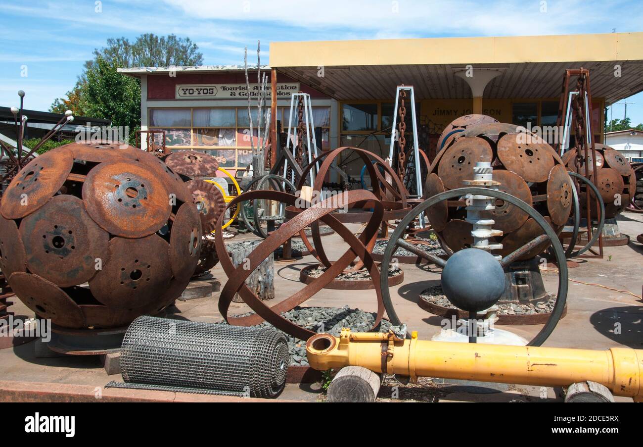 Sculptures en métal en vente à Wycheproof dans la région de Wimmera De Victoria Banque D'Images