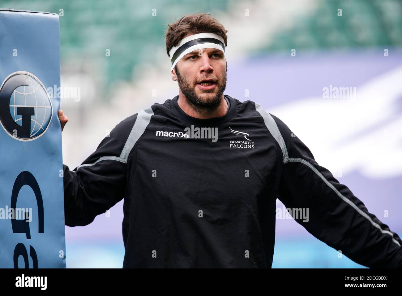 BATH, ANGLETERRE. LE 22 NOVEMBRE, Marco Fuser de Newcastle Falcons se réchauffe lors du match Gallagher Premiership entre Bath Rugby et Newcastle Falcons au terrain de loisirs de Bath, le dimanche 22 novembre 2020. (Credit: Chris Lishman | MI News) Credit: MI News & Sport /Alay Live News Banque D'Images