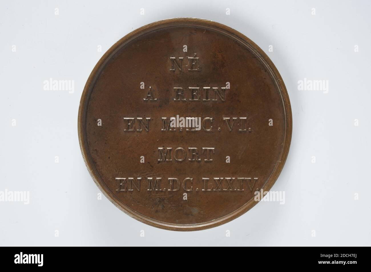 Médaille commémorative, Jean Henri Simon, début XIXe siècle, fonte, général: 4.6 x 0.4cm 46 x 4mm, poids: 54,4 g, portrait de l'homme, buste, Médaille commémorative en bronze en l'honneur de Rembrandt van Rijn. Sur le devant se trouve le buste orienté à gauche et le profil de Rembrandt van Rijn portant un béret. Comme circulaire le texte: REMBRANDT VAN RHYN. Le nom du fabricant est écrit en minuscules le long du bord: SIMON F, Datam1892 Banque D'Images