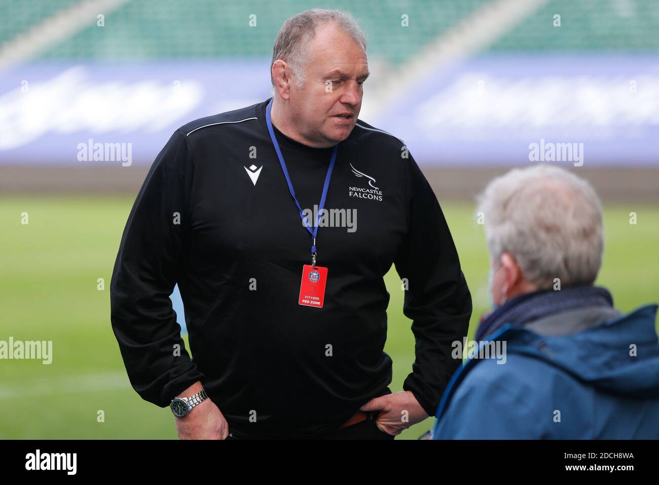 Bath, Royaume-Uni. 02 novembre 2020. BATH, ANGLETERRE. 22 NOVEMBRE Dean Richards (falcons DOR) photographié en étant interviewé à la suite du match Gallagher Premiership entre Bath Rugby et Newcastle Falcons au terrain de loisirs de Bath, le dimanche 22 novembre 2020. (Credit: Chris Lishman | MI News) Credit: MI News & Sport /Alay Live News Banque D'Images