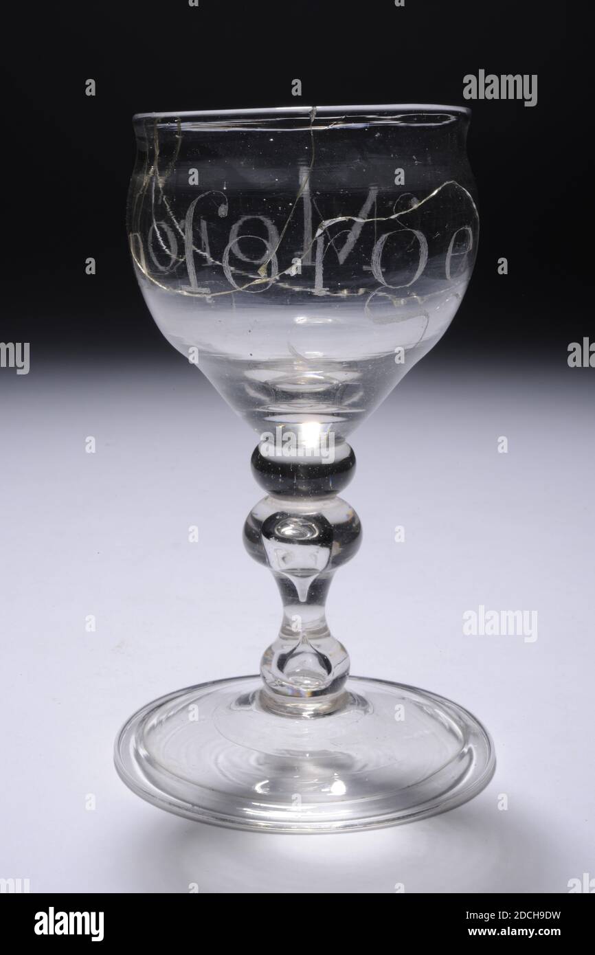 Calice, premier quart du XVIIIe siècle, général: 13.5 x 8.1cm 135 x 81mm, diamètre du pied: 8.1cm / diamètre calice: 6.5cm, 1986 Banque D'Images