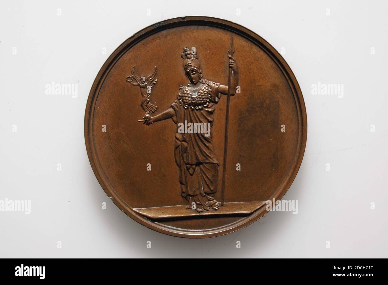 Médaille commémorative, Anonyme, 1825, minté, général : 3.1 x 0,2cm (31 x 2mm), poids : 8,4g, Médaille d'argent à l'occasion du 250e anniversaire de l'Université de Leiden en 1825. Sur l'arrière un Minerva debout, en face, avec un Faam ailé sur la droite. Elle se penche sur une lance qu'elle tient dans la main gauche. La statue de Minerva est d'Otricoli. Au dos, une inscription de six lignes se lit comme suit : ACAD.LVGD. BATTE. NATALEM DVCENT. QVINQVAG. CELEBRANS VIII FÉR. MDCCCXXV .. Le texte est contenu dans deux branches courbées de Laurier, attaché en bas, minerva Banque D'Images