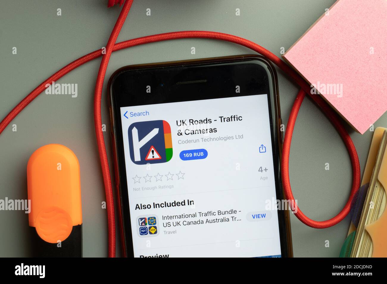 New York, États-Unis - 7 novembre 2020 : logo de l'application UK Roads Traffic and Camera sur l'écran du téléphone, illustration éditoriale. Banque D'Images