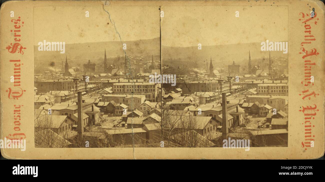 Vue générale de North Adams montrant des bâtiments commerciaux, des maisons et des églises., image fixe, stéréographes, 1850 - 1930 Banque D'Images