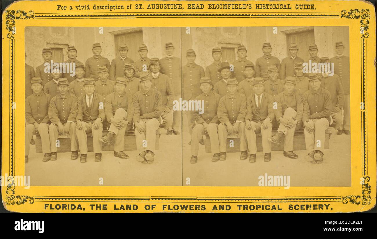 Une photo des rotites et des échauves-souris indiens qui étaient confinés dans l'ancien fort espagnol comme prisonniers de guerre par le Gouvernement des États-Unis., image fixe, stéréographes, 1878 Banque D'Images