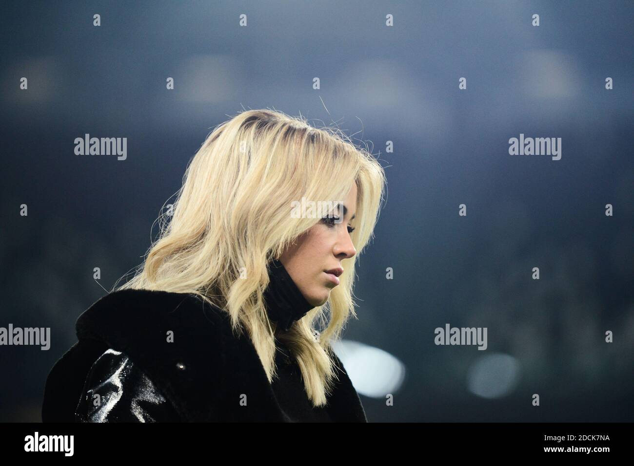 Journaliste de la télévision italienne de DAZN Diletta Leotta pendant la série Un match de football entre Juventus FC et Cagliari Calcio AT Stade Allianz en novembre Banque D'Images