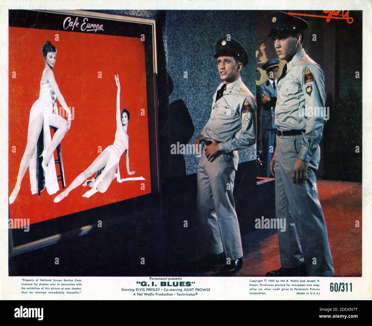 JULIET PROWSE ROBERT IVERS et ELVIS PRESLEY in G. I. BLUES 1960 réalisateur NORMAN TAUROG costume design Edith Head Hal B. Wallis Productions / Paramount Pictures Banque D'Images