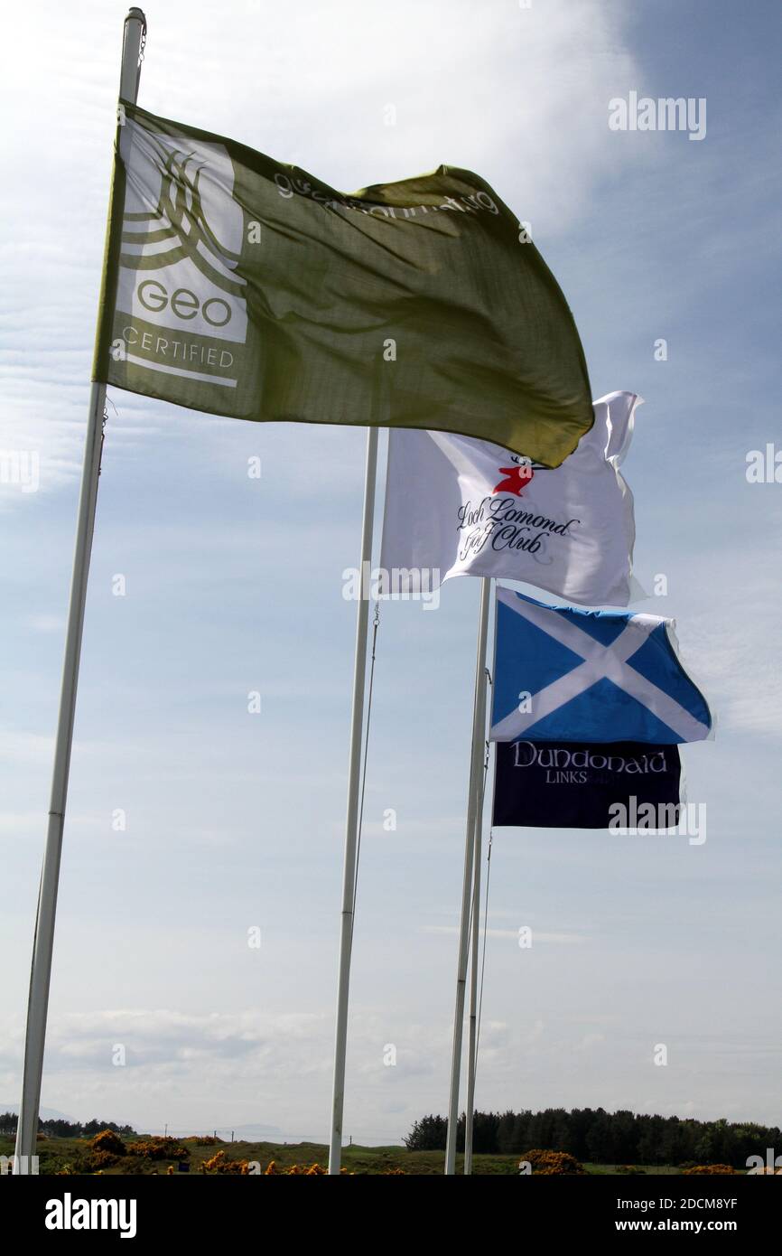 Dundonald Links Loch Lomond Golf course Flags Saltyre Banque D'Images