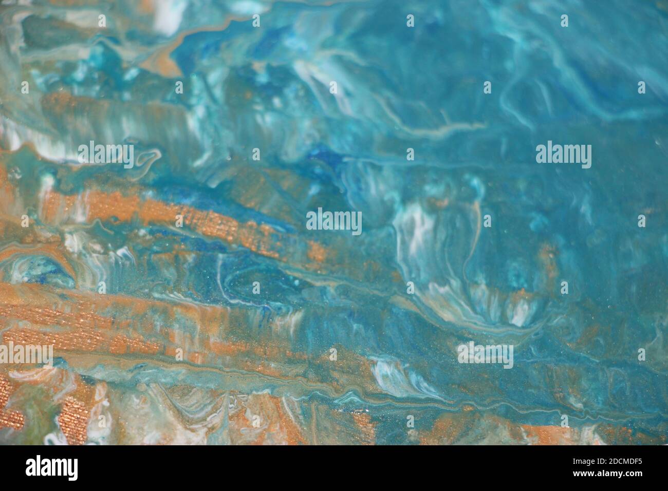 Résumé fond bleu marbré. Motif en liquide. Banque D'Images