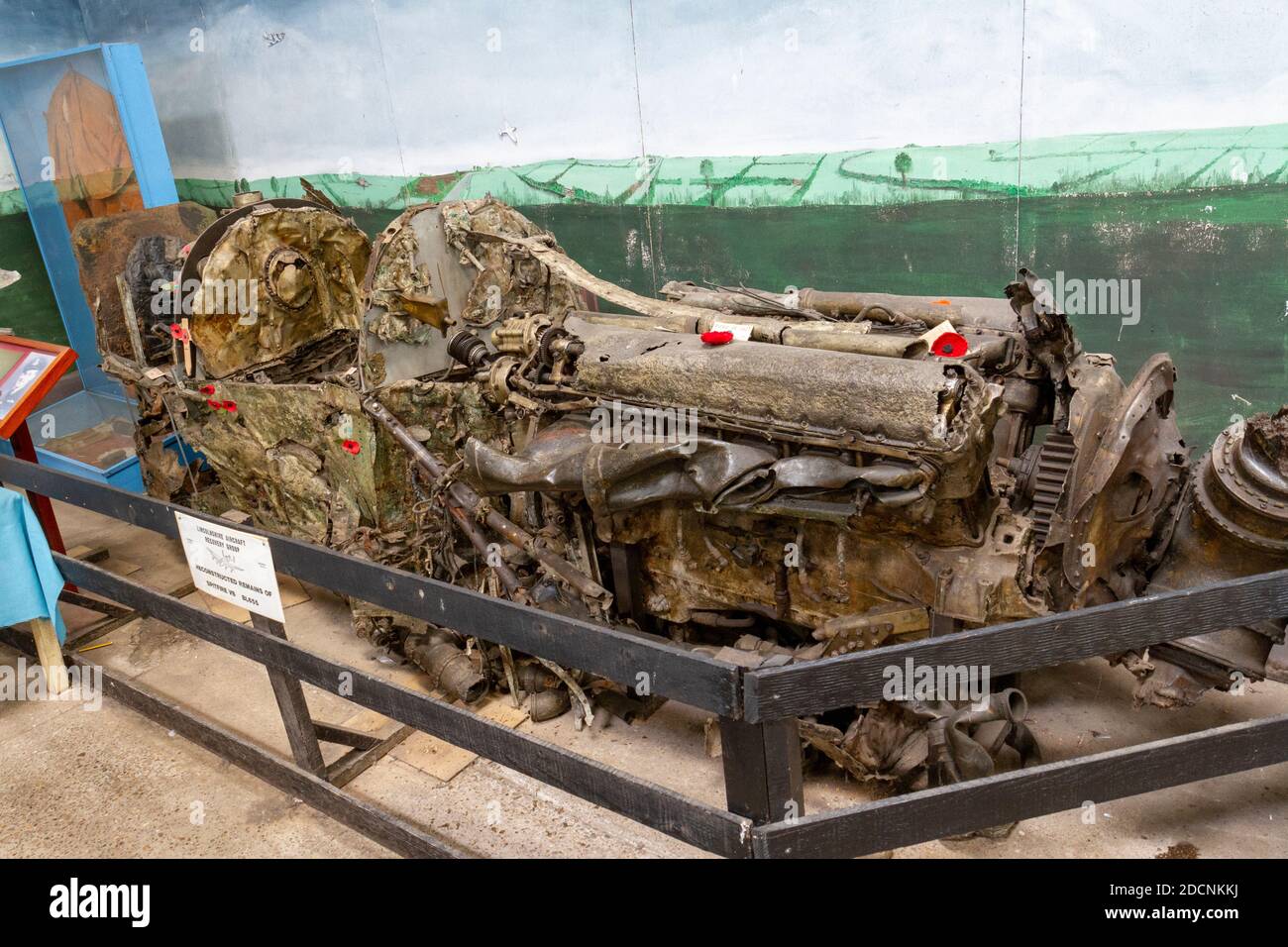 Vestiges reconstruits d'un Spitfire VB (BL655) incluant cockpit et moteur, Lincolnshire Aviation Heritage Museum, East Kirkby, Spilsby, Lincs, Royaume-Uni. Banque D'Images