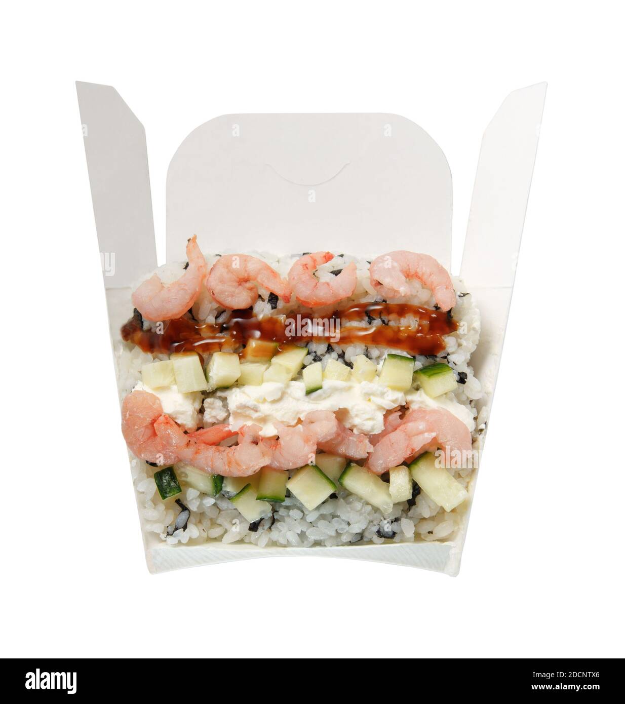 Salade de sushis dans une boîte en carton à emporter. Vue en coupe. Tous les ingrédients sont disposés en couches pour une meilleure expérience visuelle. Banque D'Images Salade de sushis dans une boîte en carton à emporter. Vue en coupe. Tous les ingrédients sont disposés en couches pour une meilleure expérience visuelle. Banque D'Images