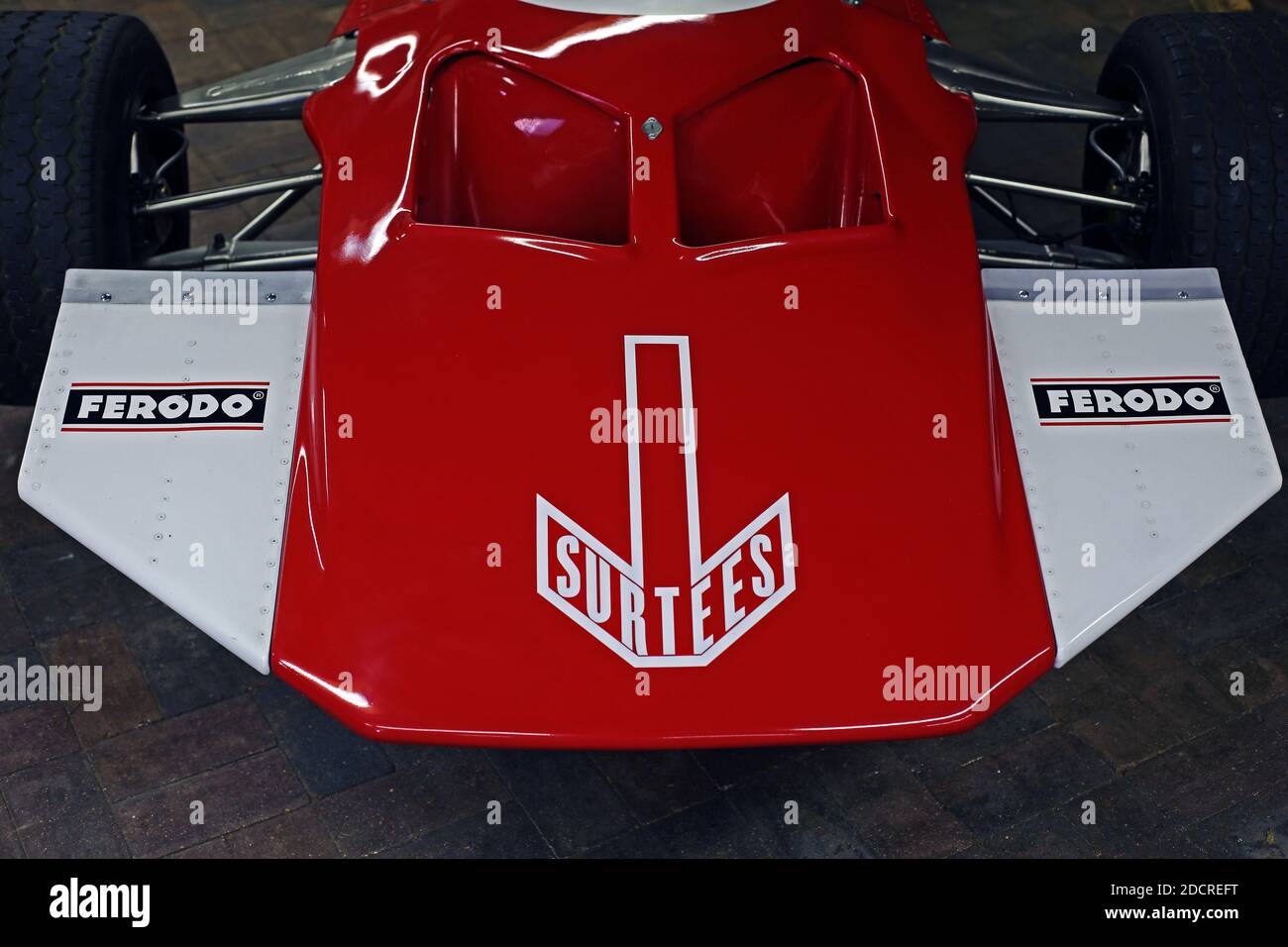 Grande-Bretagne / Angleterre / Surrey / voiture de course John Surtees Banque D'Images