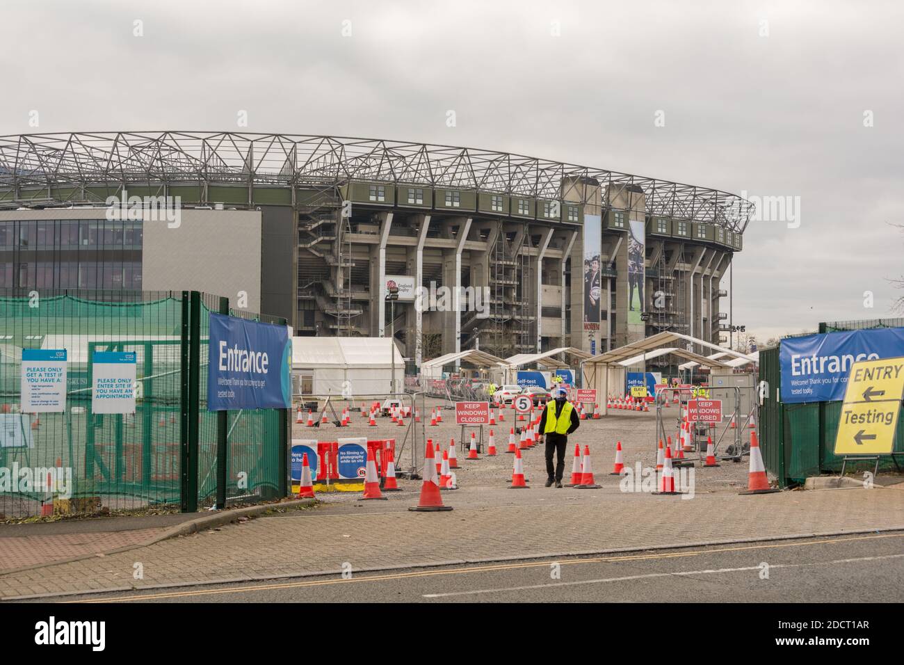 Londres, Angleterre, Royaume-Uni. 23 novembre 2020. Station d'essai Covid-19 au stade Twickenham © Benjamin John Banque D'Images