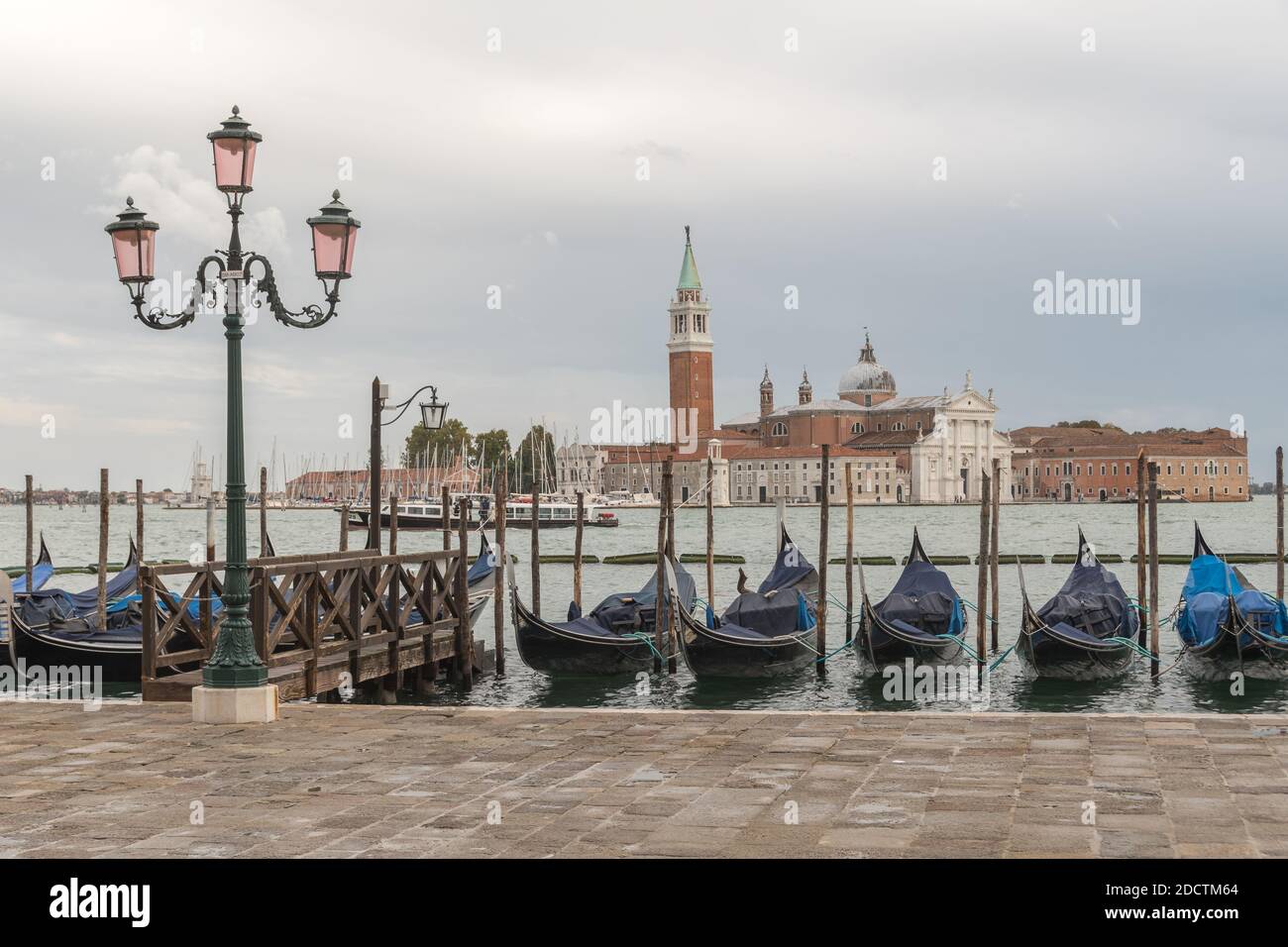 Venise (Venise). Vue sur l'île de Saint George et la basilique de San Giorgio Maggiore. Banque D'Images