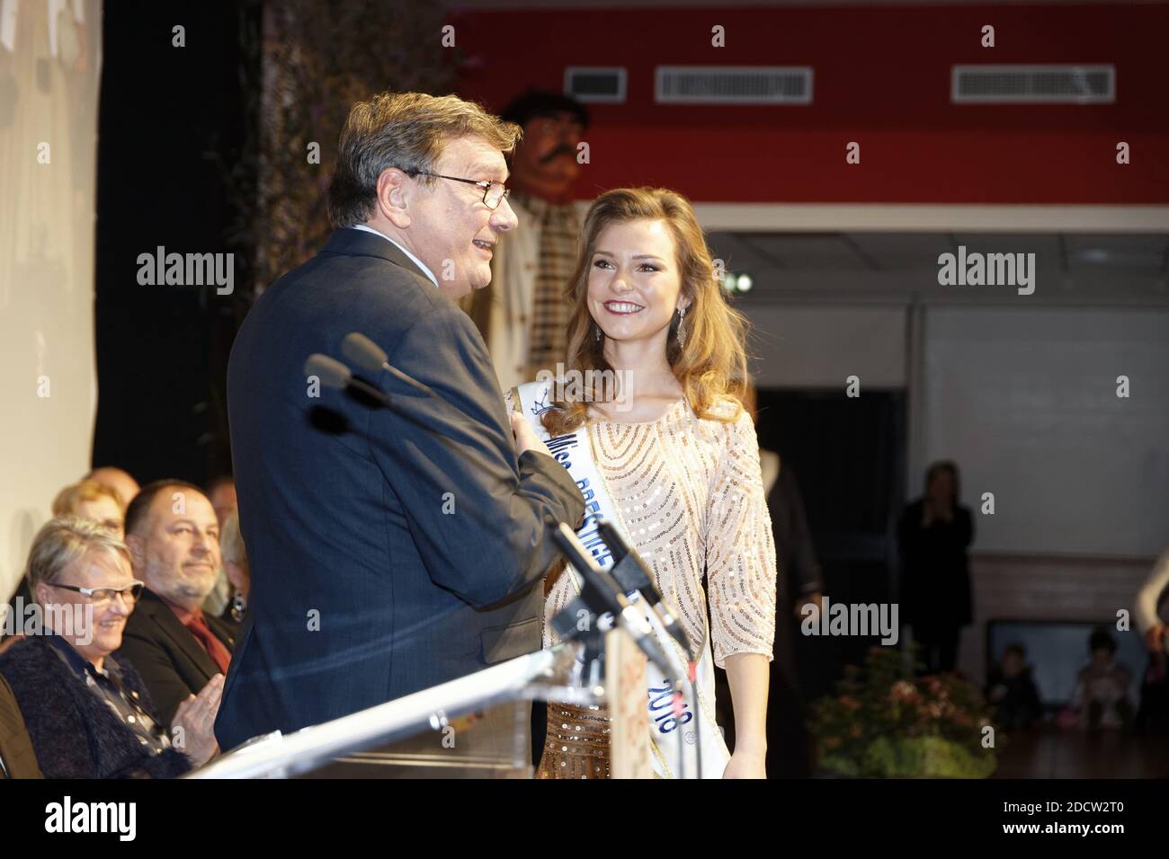 Charlotte Depaepe, Mlle Prestige National 2018 lue le 13 janvier 2018, invitée de la cérémonie des vieux de Lezennes, pres de Lille en préclôture de Patrick Kanner, Martine Aubry et Damien Castelain, ou elle réside dans de sauer son retour et son élection, le 21 janvier 2018. Photo Sylvain Lefevre/ABACAPRESS.COM Banque D'Images