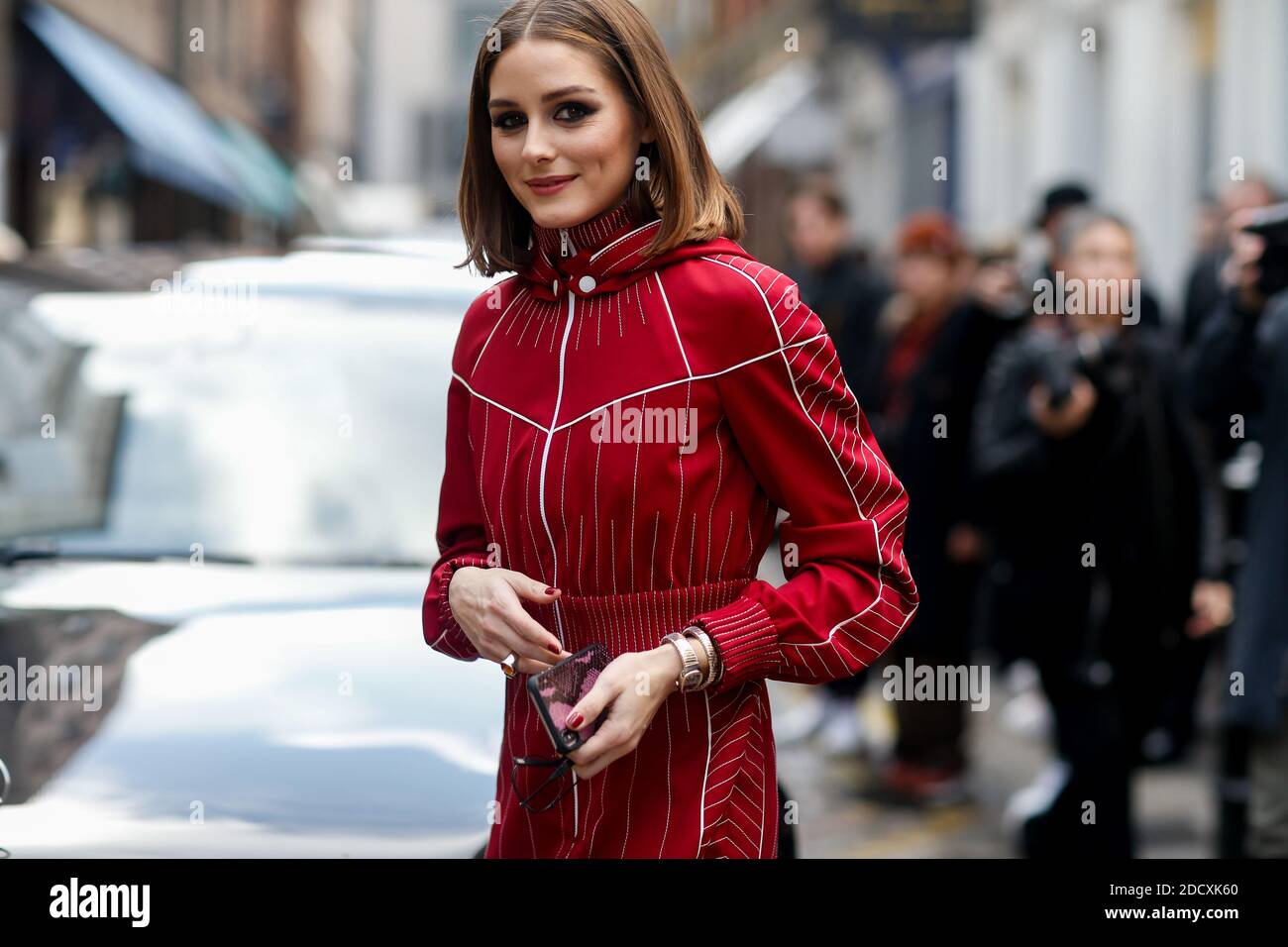 Street style, Olivia Palermo arrivant à presen par Thornton Bregazzi automne-hiver 2018-2019 spectacle tenu à Floral Street, à Londres, Angleterre, le 18 février 2018. Photo de Marie-Paola Bertrand-Hillion/ABACAPRESS.COM Banque D'Images