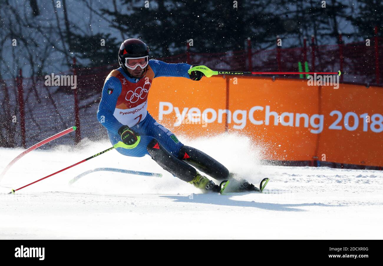 Manfred Moelgg, d'Italie, pendant le slalom masculin aux Jeux olympiques d'hiver de 2018 à Pyeongchang, Corée du Sud, le 22 février 2018. Photo de Guiliano Bevilacqua/ABACAPRESS.COM Banque D'Images