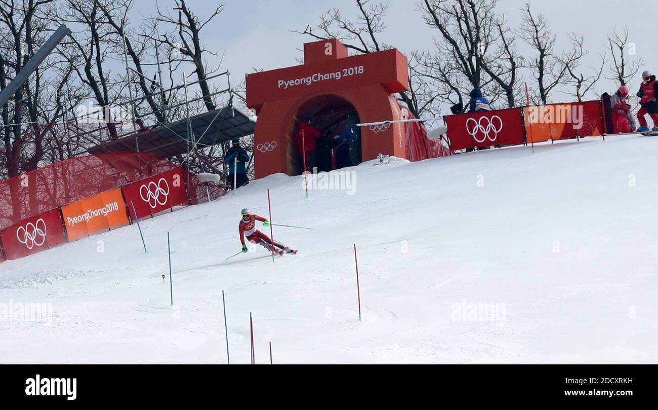 Henrik Kristoffersen, de Norvège, à quelques secondes de faire l'erreur fatale pendant le slalom masculin aux Jeux olympiques d'hiver de 2018 à Pyeongchang, Corée du Sud, le 22 février 2018. Photo de Guiliano Bevilacqua/ABACAPRESS.COM Banque D'Images