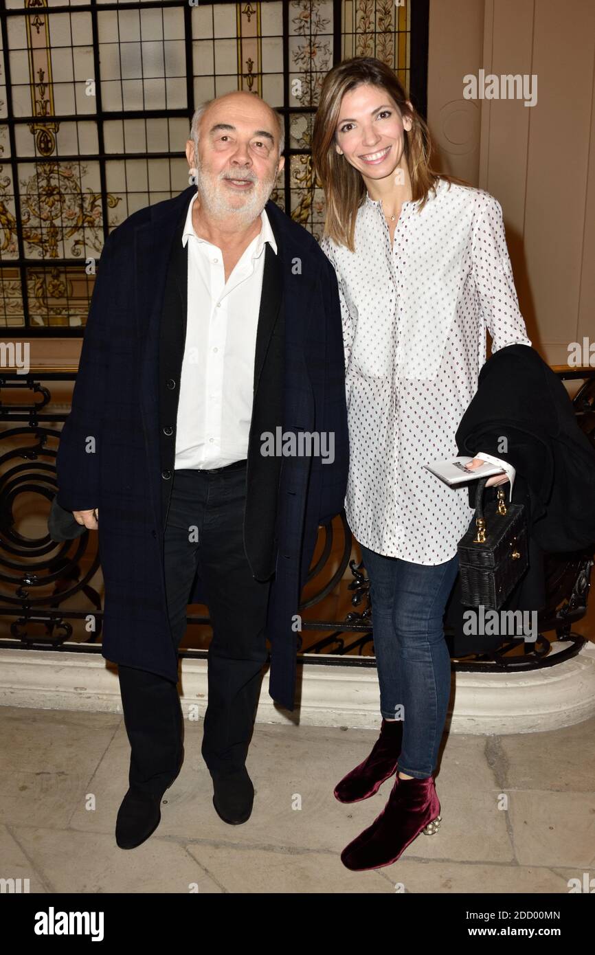 Patricia Campi, Gerard Jugnot participant au salon de la collection