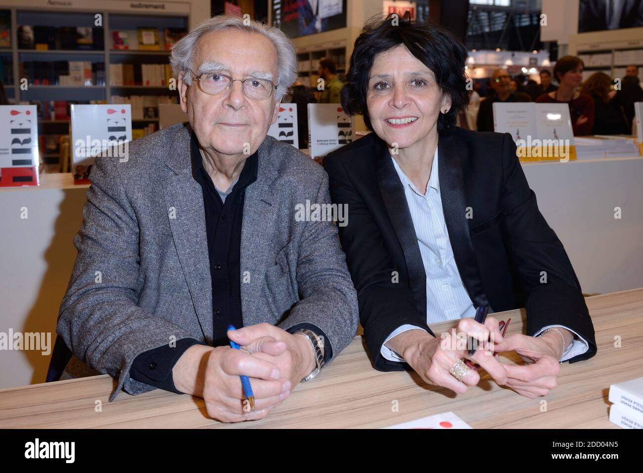Bernard pivot et sa fille Cecile pivot assistent à la Foire du Livre de  Paris 2018 (salon du Livre 2018) au Parc des Expositions de Paris, France,  le 16 mars 2018. Photo