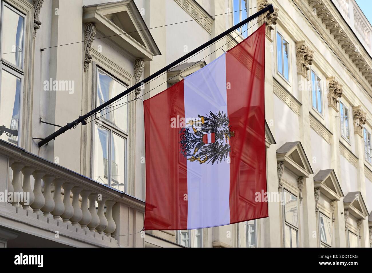 Vienne Drapeau Ukrainien Drapeau de vienne Banque de photographies et d'images à haute résolution - Alamy
