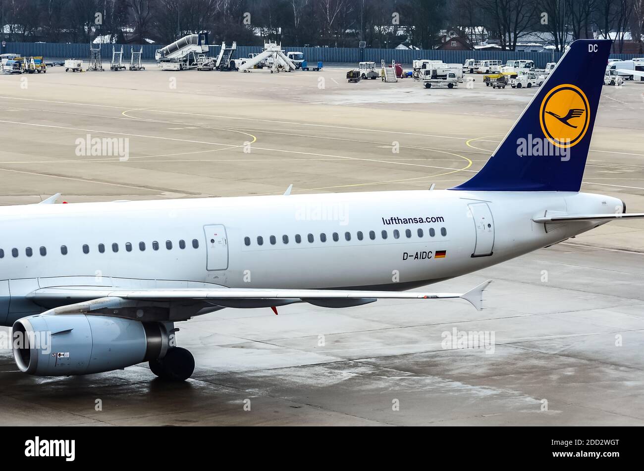 Lufthansa Airbus A320 à l'aéroport de Berlin Tegel Banque D'Images
