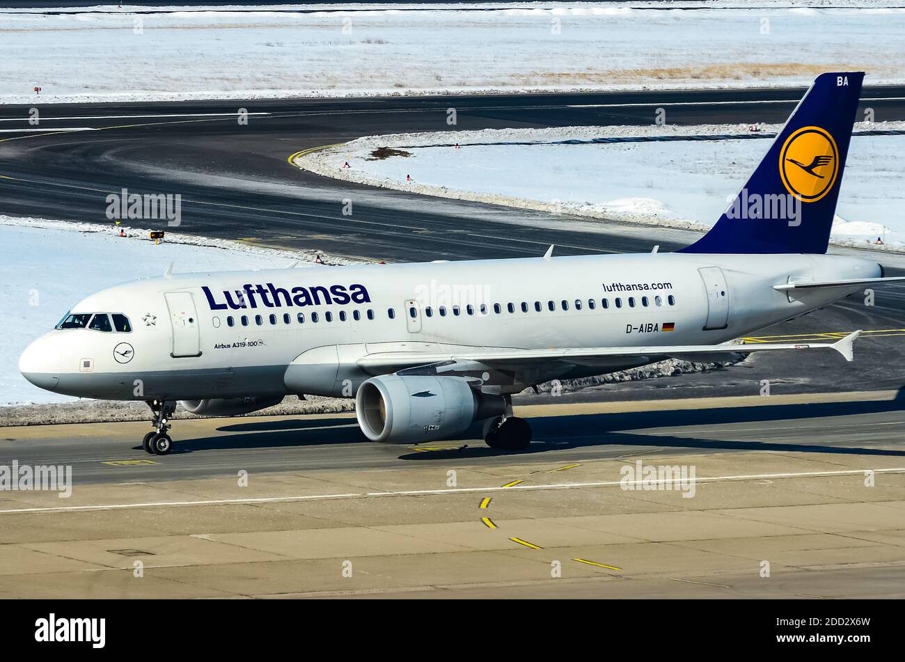 Lufthansa Airbus A320 à l'aéroport de Berlin Tegel Banque D'Images