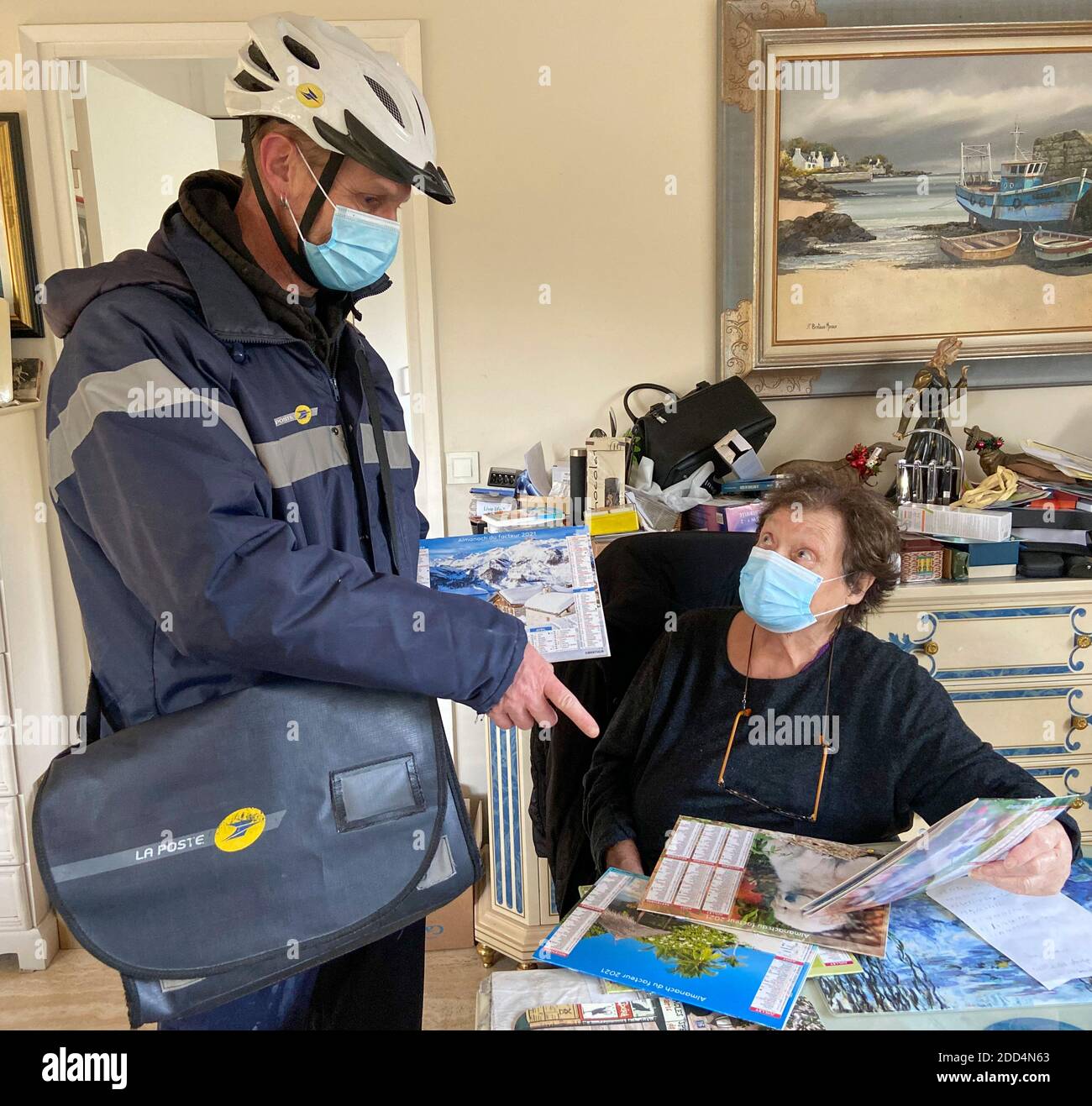 VOUS VOULEZ UN CALENDRIER DE POSTE À PARIS Banque D'Images