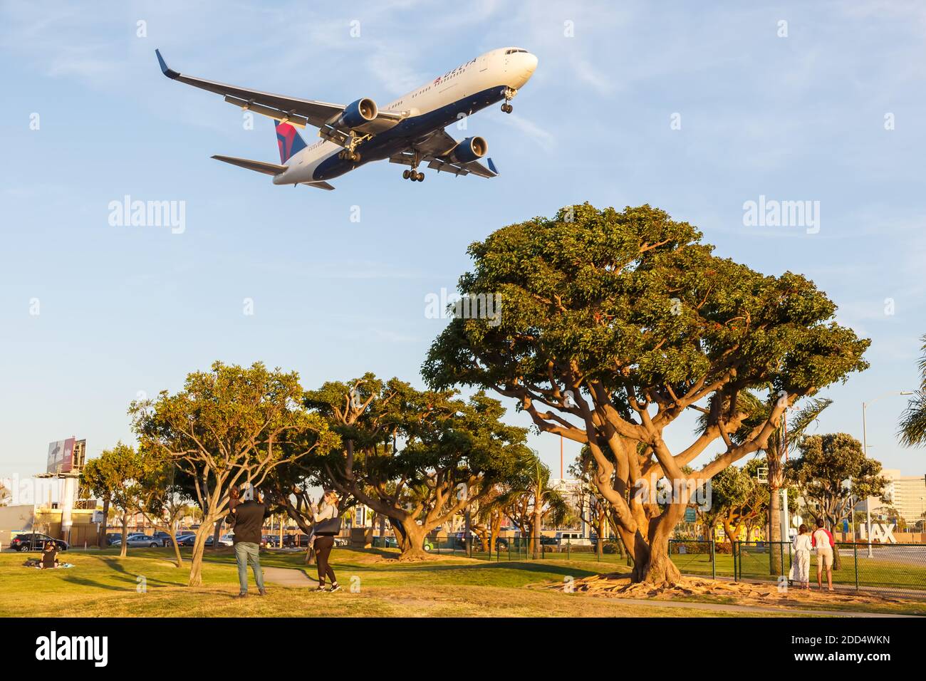 Los Angeles, Californie - 12 avril 2019 : avion Boeing 767-300ER de Delta Air Lines à l'aéroport international de Los Angeles en Californie. Banque D'Images