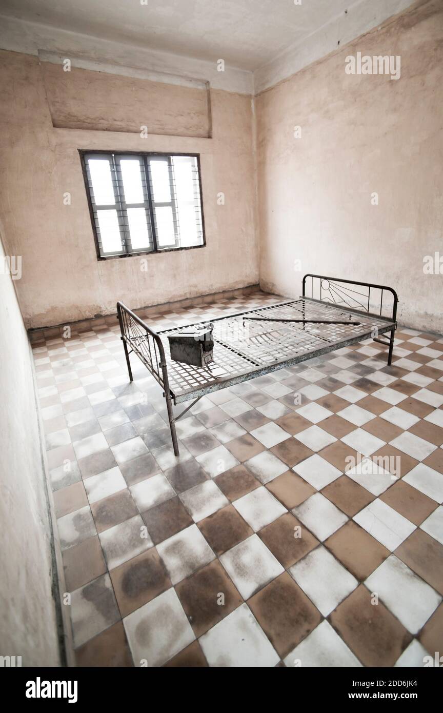 Salle de torture au Musée du génocide de Tuol Sleng (prison S-21), Phnom Penh, Cambodge, Asie du Sud-est Banque D'Images