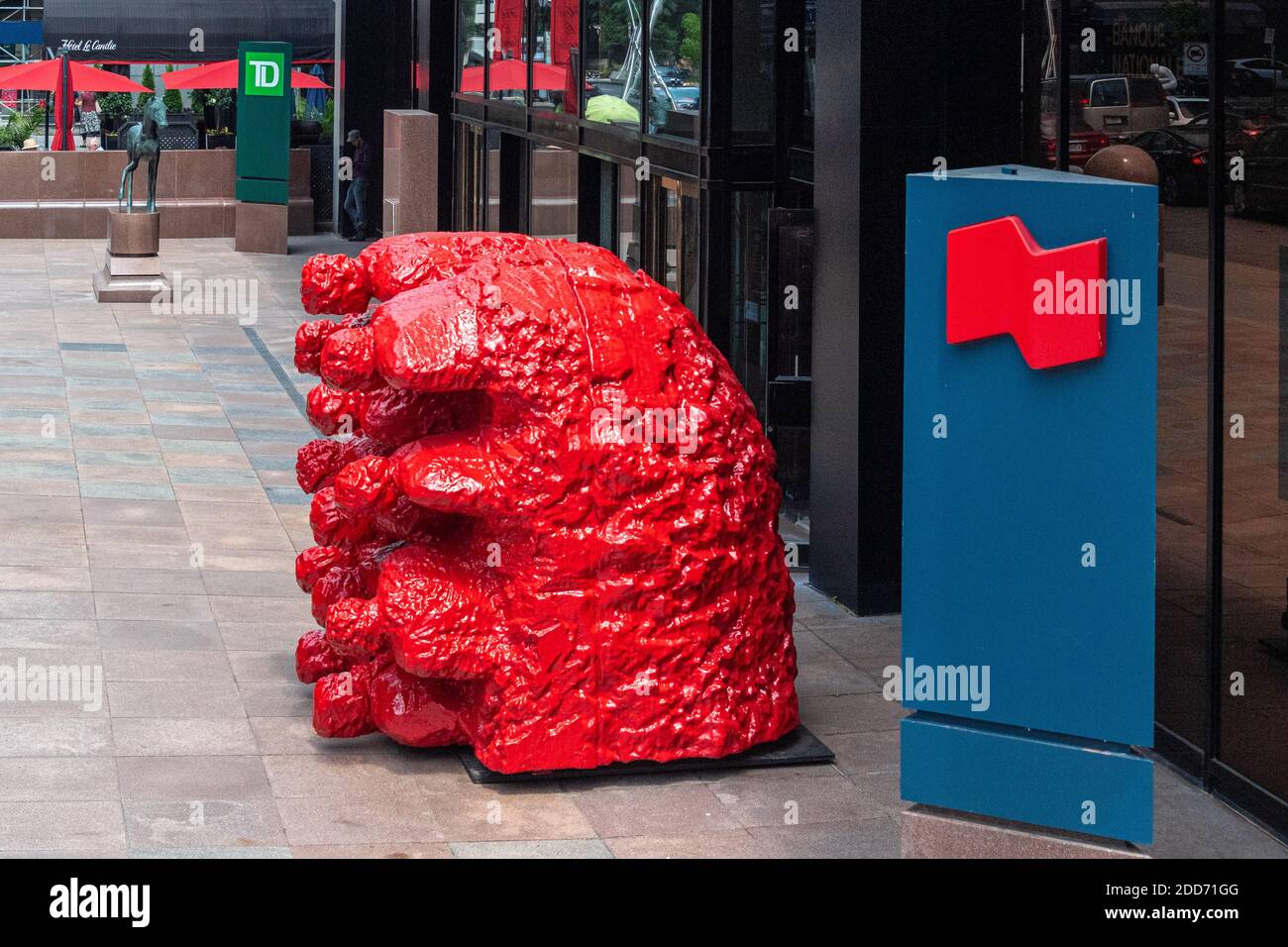 Sculpture par un logo de la Banque nationale, Montréal, Canada Banque D'Images