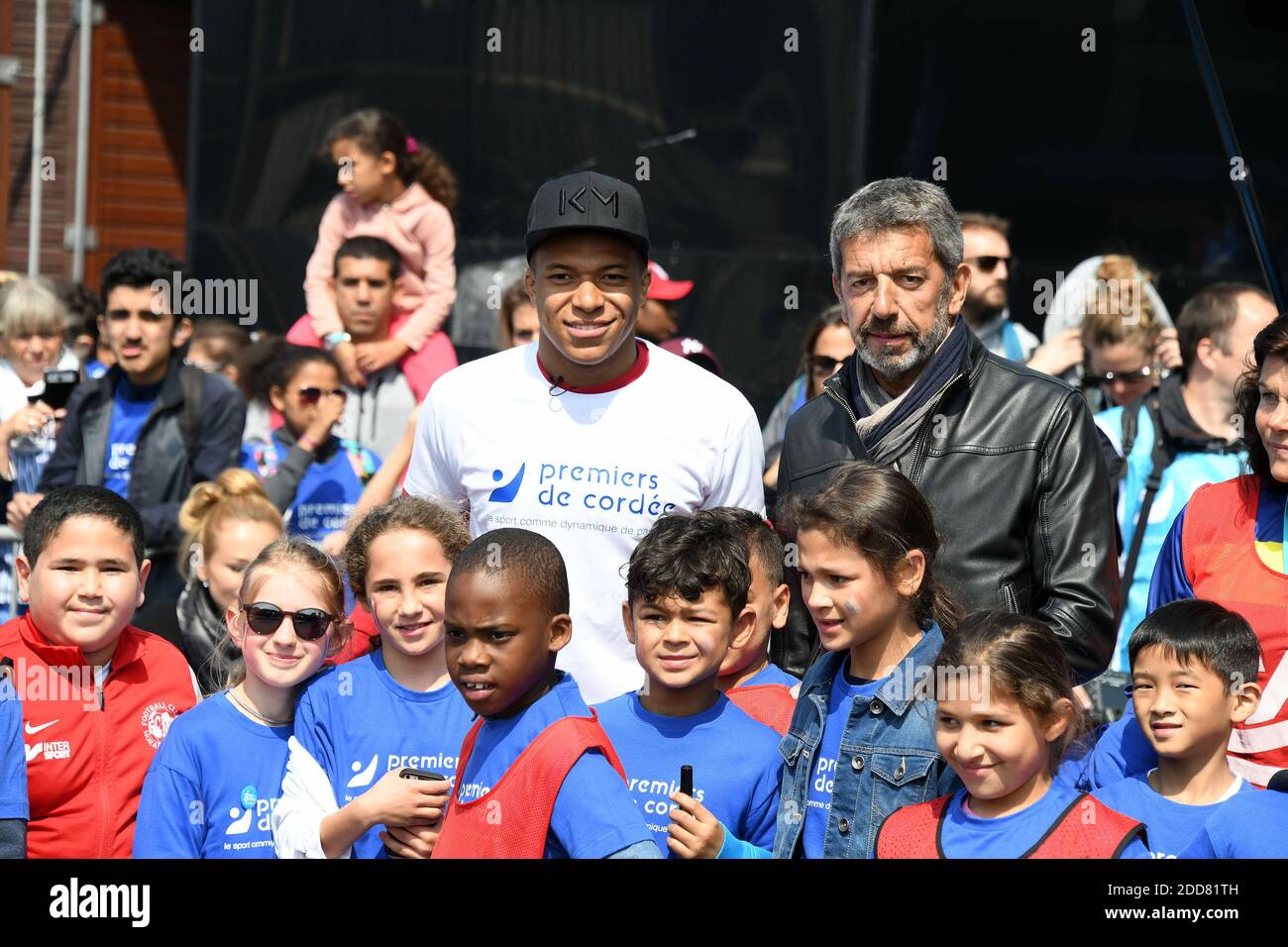 Kylian Mbappe fréquente 3000 enfants à l'appui de Paris 2024 au