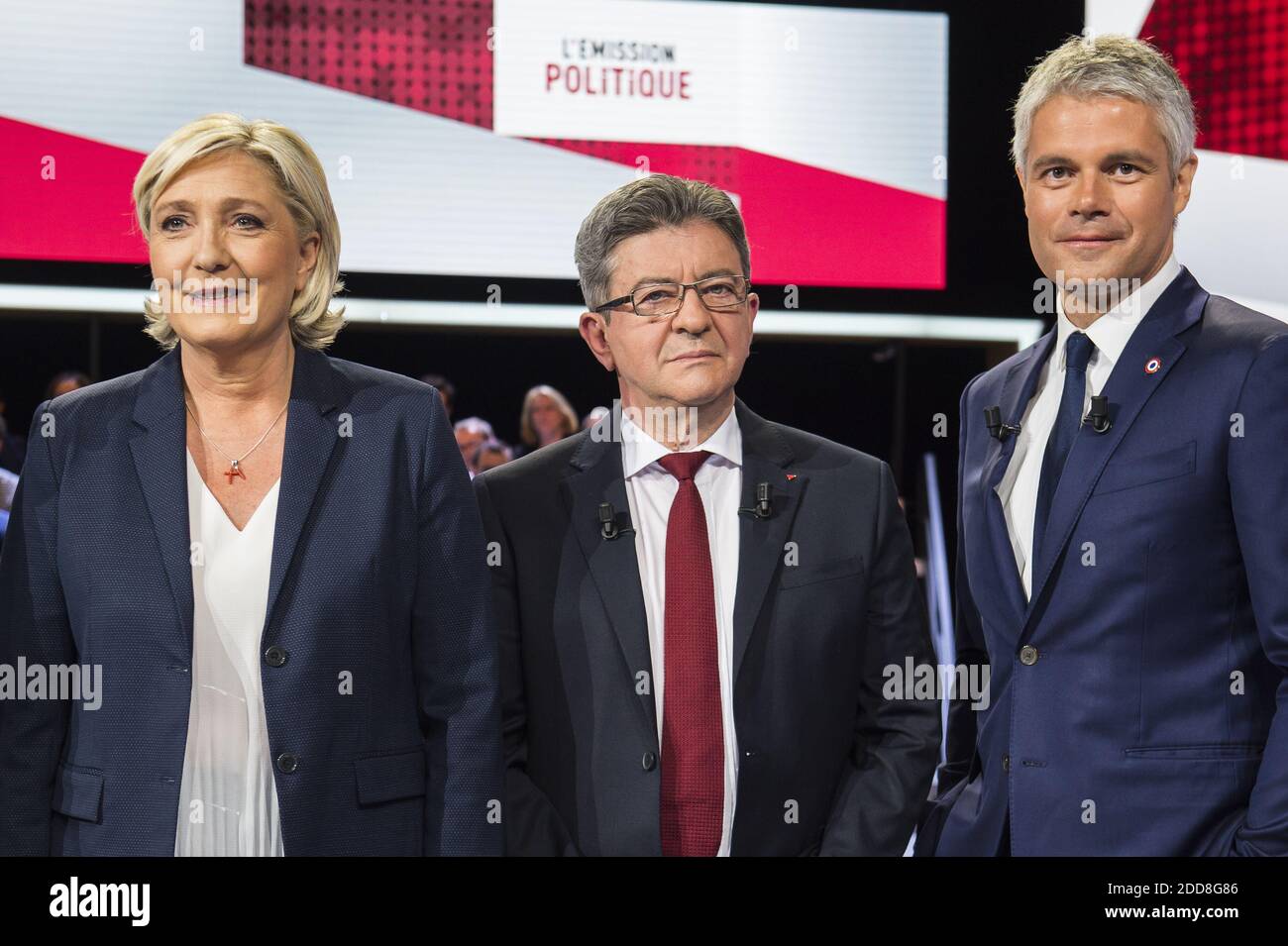 Hommes politiques français - Président du parti d'extrême-droite du Front National (FN) et député du Parlement Marine le Pen, députée française et chef du parti de gauche 'la France insoumettre' Jean-Luc Melenson et chef du parti d'opposition français à droite les Républicains (LR) Laurent Wauquiez pose à Saint-Cloud le 17 mai 2018, Avant un débat politique organisé par la chaîne de télévision France 2. Photo par ELIOT BLONDT/ABACAPRESS.COM Banque D'Images