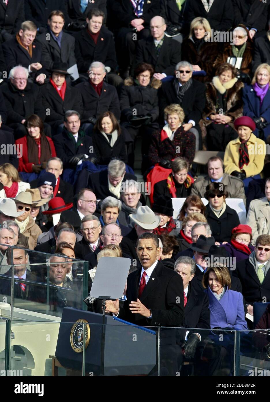 PAS DE FILM, PAS DE VIDÉO, PAS de télévision, PAS DE DOCUMENTAIRE - le président Barack Obama prononce son discours inaugural au Capitole des États-Unis à Washington, D.C., aux États-Unis, le mardi 20 janvier 2009. Obama devient le premier afro-américain à être élu président dans l'histoire des États-Unis. Photo de Mark Wilson/POOL/MCT/ABACAPRESS.COM Banque D'Images