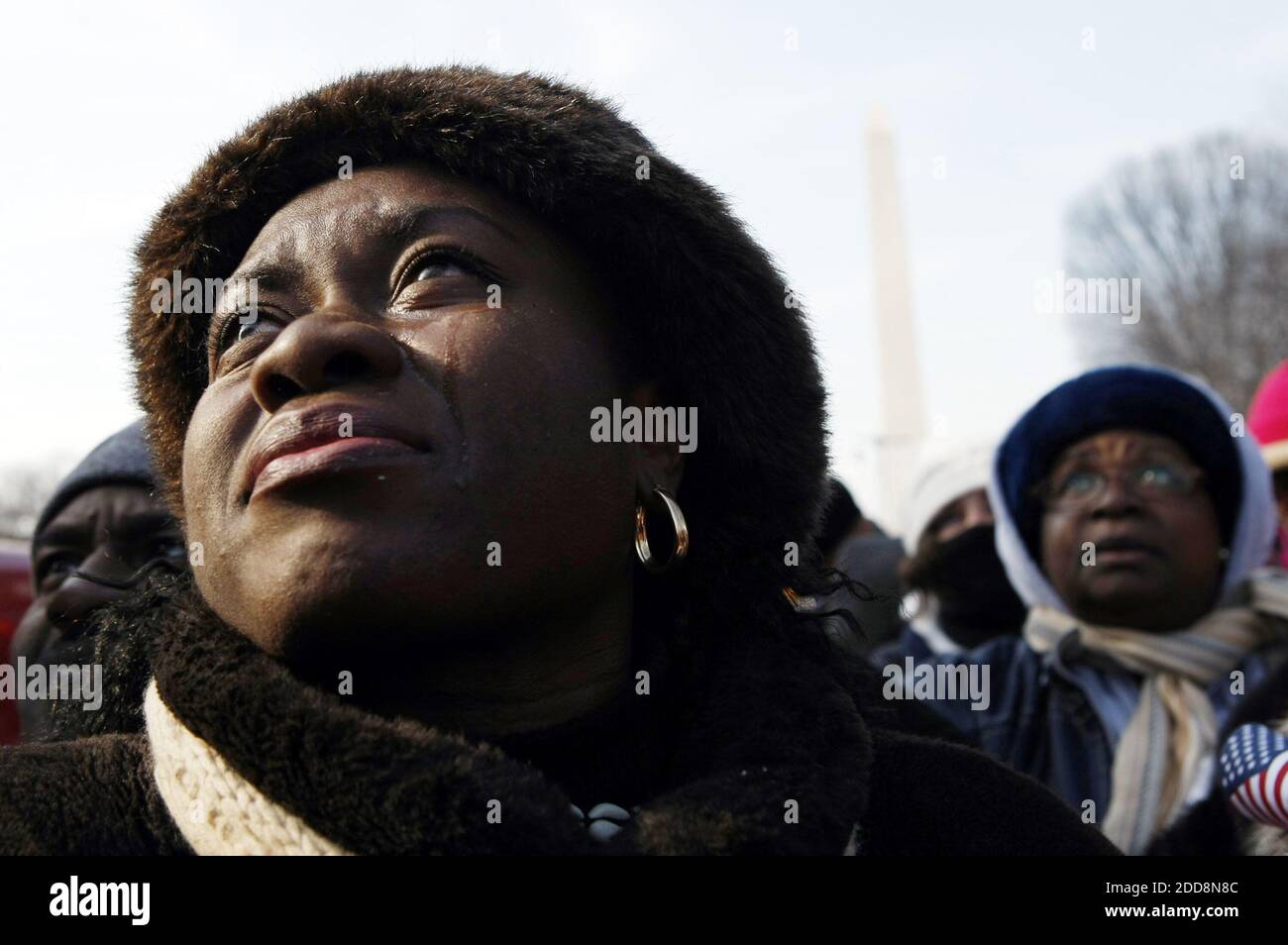 PAS DE FILM, PAS DE VIDÉO, PAS de TV, PAS DE DOCUMENTAIRE - Dana Pryor-Moncrieffe de Buffalo, New York, se déchire comme le président Barack Obama est assermenté comme le 44e président américain au Capitole des États-Unis à Washington, D.C., Etats-Unis le 20 janvier 2009. Photo de Chicago Tribune/MCT/ABACAPRESS.COM Banque D'Images