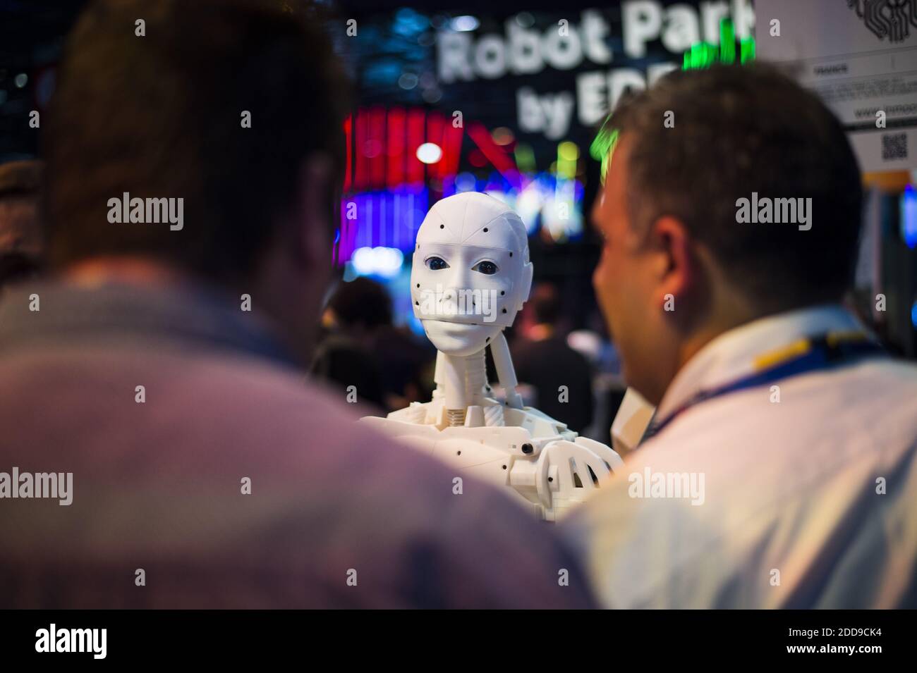 Un robot 3D imprimé grandeur nature est photographié au coin InMoov lors du salon VivaTech (Viva Technology) du 24 mai 2018 à Paris. Photo par ELIOT BLONDT/ABACAPRESS.COM Banque D'Images