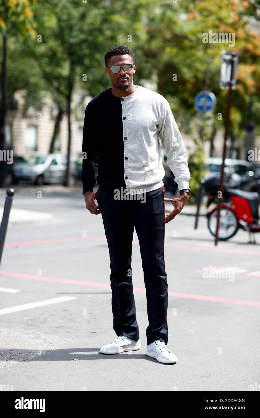 Street style Brice Butler arrivant au Lanvin Spring Summer 2019 salon de vetements pour hommes qui s est tenu au Palais de Tokyo a Paris France le 24 juin 2018. Photo de Marie Paola Bertrand Hillion A...