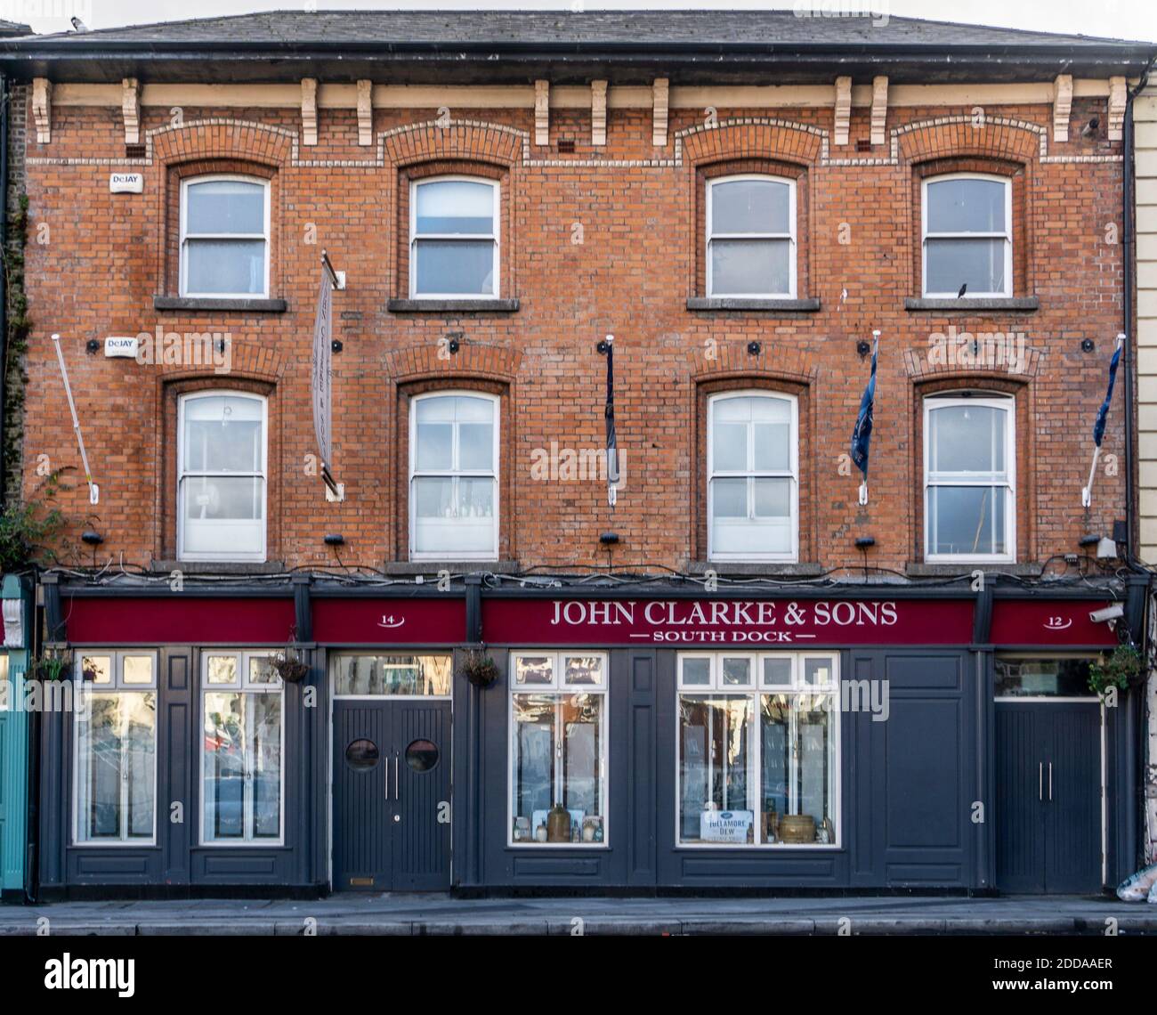 Maison publique John Clarke & Sons dans South Dock, Ringsend, Dublin, Irlande. Banque D'Images