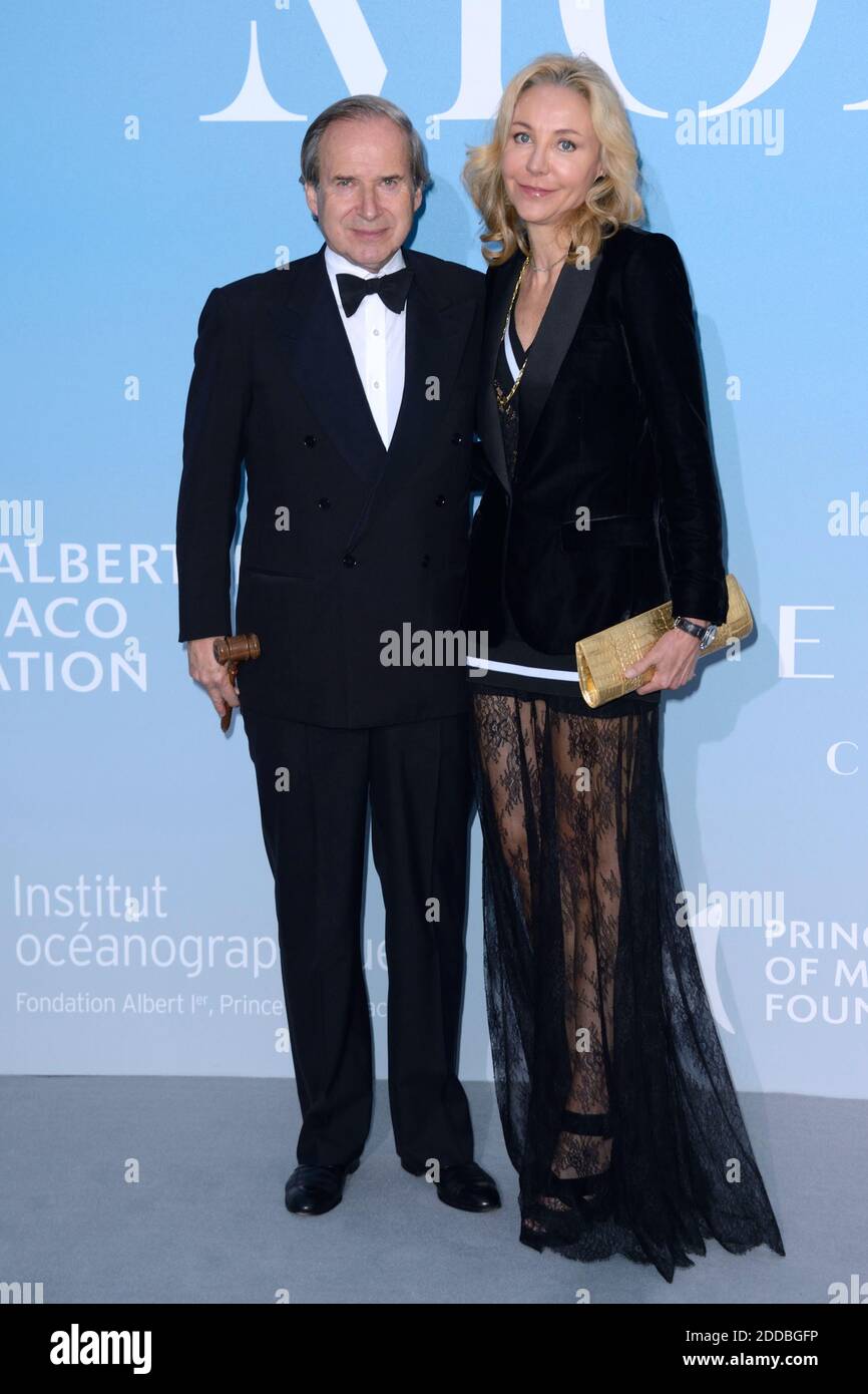 Simon de Pury et Michaela Neumeister participant au Gala pour l'Océan mondial organisé par H.S.H. Le Prince Albert II de Monaco à l'Opéra de Monte-Carlo à Monte-Carlo, Monaco, le 26 septembre 2018. Photo d'Aurore Marechal/ABACAPRESS.COM Banque D'Images