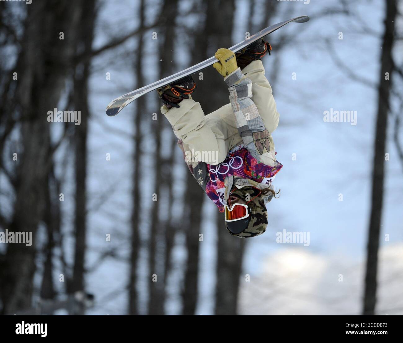 PAS DE FILM, PAS DE VIDÉO, PAS de TV, PAS DE DOCUMENTAIRE - Danny Davis des États-Unis se produit lors de la compétition de demi-pipe pour hommes au Rosa Khutor Extreme Park dans les Jeux Olympiques d'hiver à Sotchi, Russie, le mardi 11 février 2014. Photo de Nhat V. Meyer/Bay Area News Group/MCT/ABACAPRESS.COM Banque D'Images