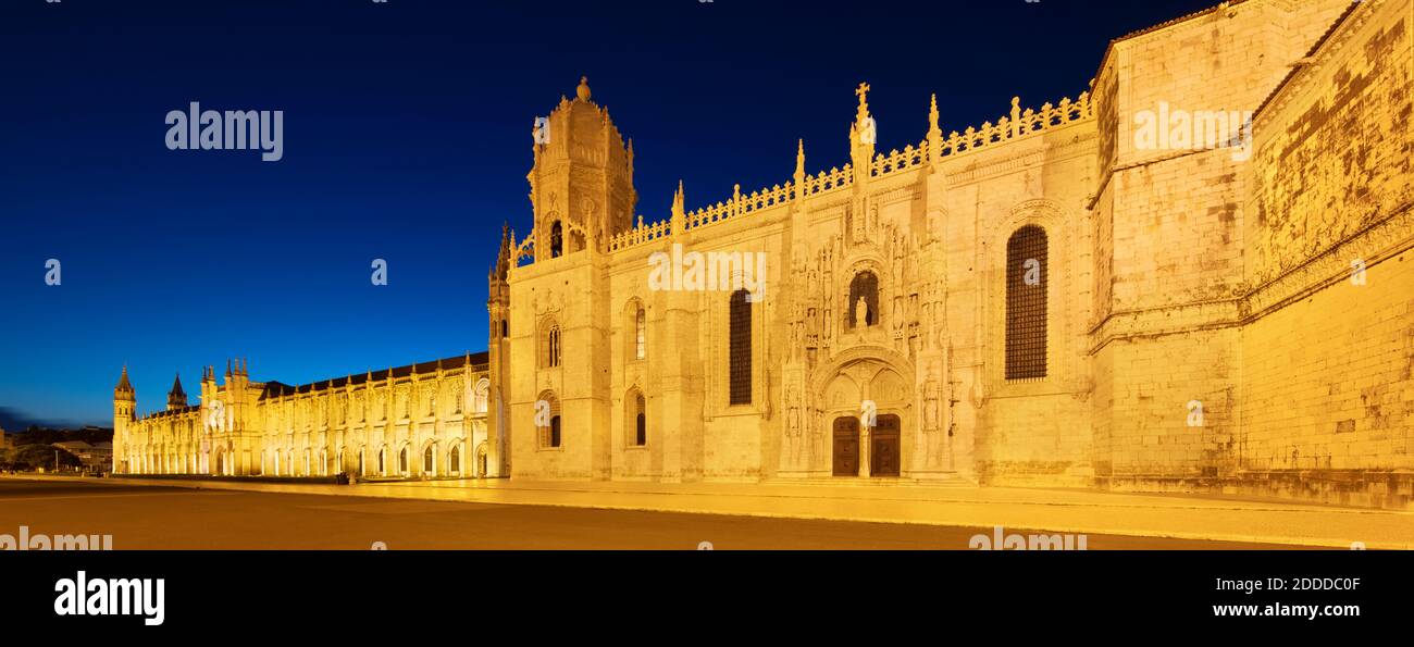 Portugal, quartier de Lisbonne, Lisbonne, Panorama du monastère de Jeronimos la nuit Banque D'Images