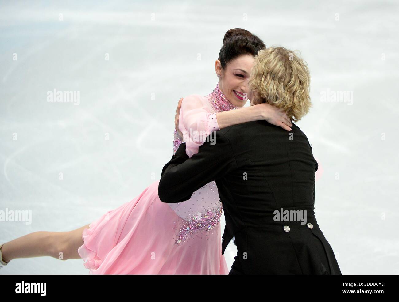 PAS DE FILM, PAS DE VIDÉO, PAS de TV, PAS DE DOCUMENTAIRE - les USA Meryl Davis et Charlie White exécutent leur petite danse pendant la compétition de patinage artistique de danse sur glace au Iceberg Skating Palace pendant les Jeux Olympiques d'hiver à Sotchi, Russie, le 16 février 2014. Photo de Chuck Myers/MCT/ABACAPRESS.COM Banque D'Images