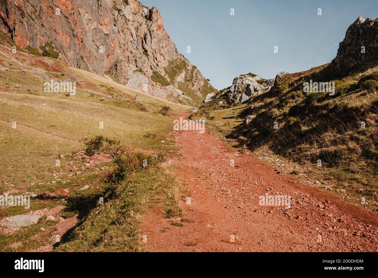 Route de terre de montagne au parc naturel de Somiedo, Espagne Banque D'Images
