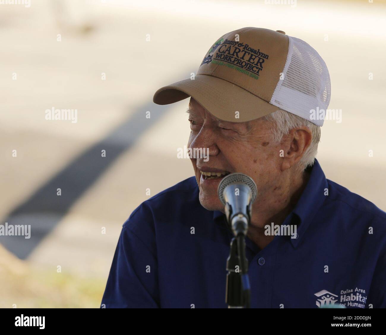 PAS DE FILM, PAS DE VIDÉO, PAS de TV, PAS DE DOCUMENTAIRE - l'ancien président Jimmy carter parle lors d'une conférence de presse alors qu'il participe au projet de travail Jimmy et Rosalynn carter à East fort Worth, TX, USA avec Habitat pour l'humanité, le 6 octobre 2014. Photo de Rodger Mallison/fort Worth Star-Telegram/MCTABACAPRESS.COM Banque D'Images