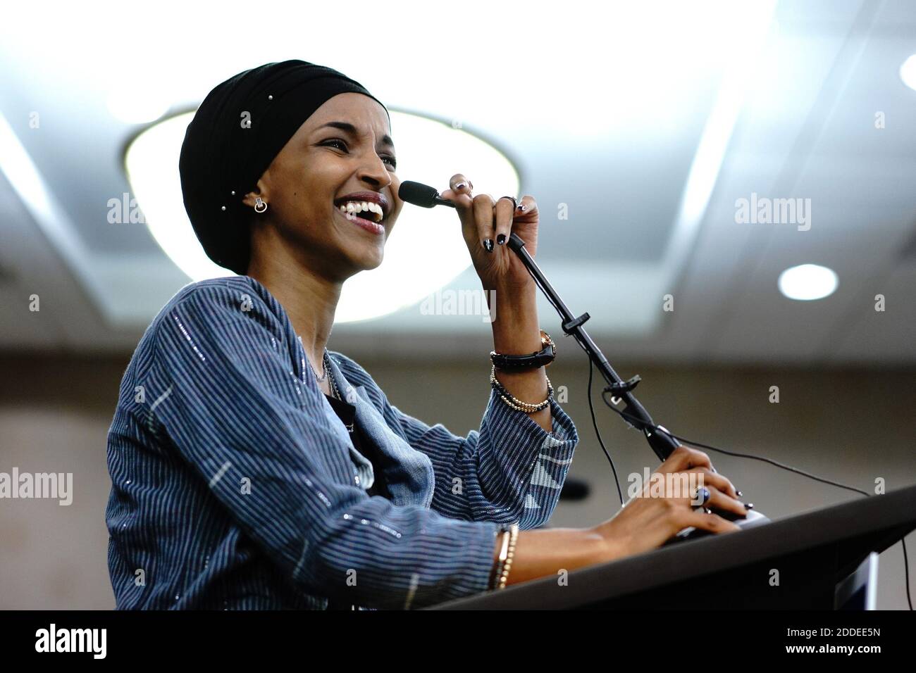 PAS DE FILM, PAS DE VIDÉO, PAS de télévision, PAS DE DOCUMENTAIRE - Ilhan Omar prononce son discours de victoire après avoir été le premier somalien-américain élu au Congrès, représentant le cinquième District du Minnesota, à son siège du soir des élections à Minneapolis, le mardi 6 novembre 2018. Photo de Mark Vancleave/Minneapolis Star Tribune/TNS/ABACAPRESS.COM Banque D'Images