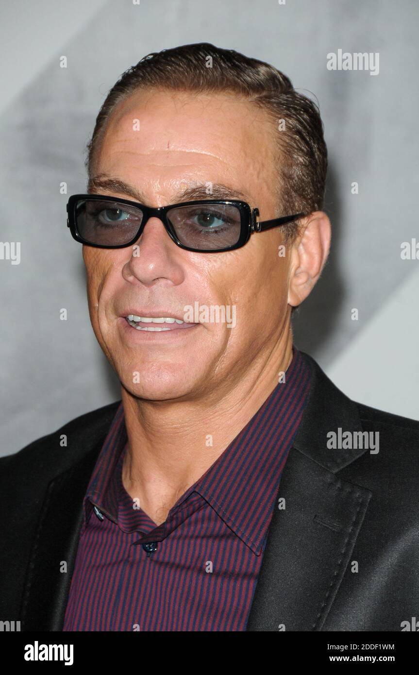 Jean-Claude Van Damme arrive à LA première DES PIÈCES D'USURE 2, Grauman's Chinese Theatre, Hollywood, CA 08,15, 2012 Banque D'Images