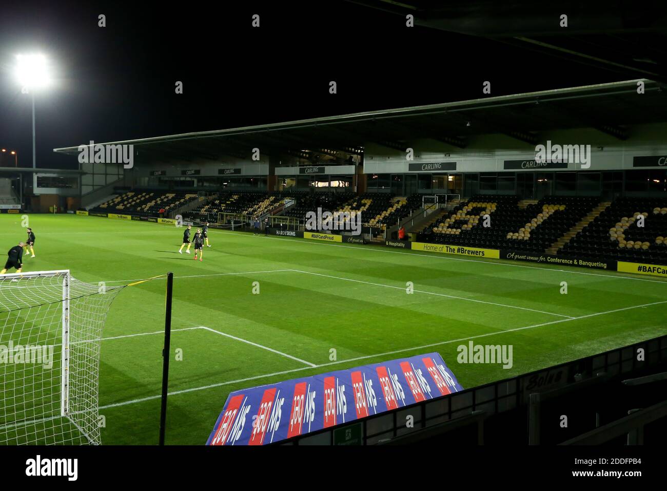 Vue générale sur le stade Pirelli, qui abrite Burton Albion Banque D'Images