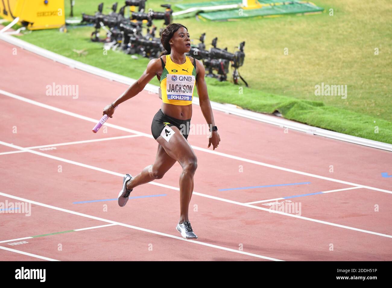 Shericka Jackson (Jamaïque). Médaille d'or des femmes relais 4 x 100. Championnats du monde d'athlétisme de l'IAAF, Doha 2019 Banque D'Images