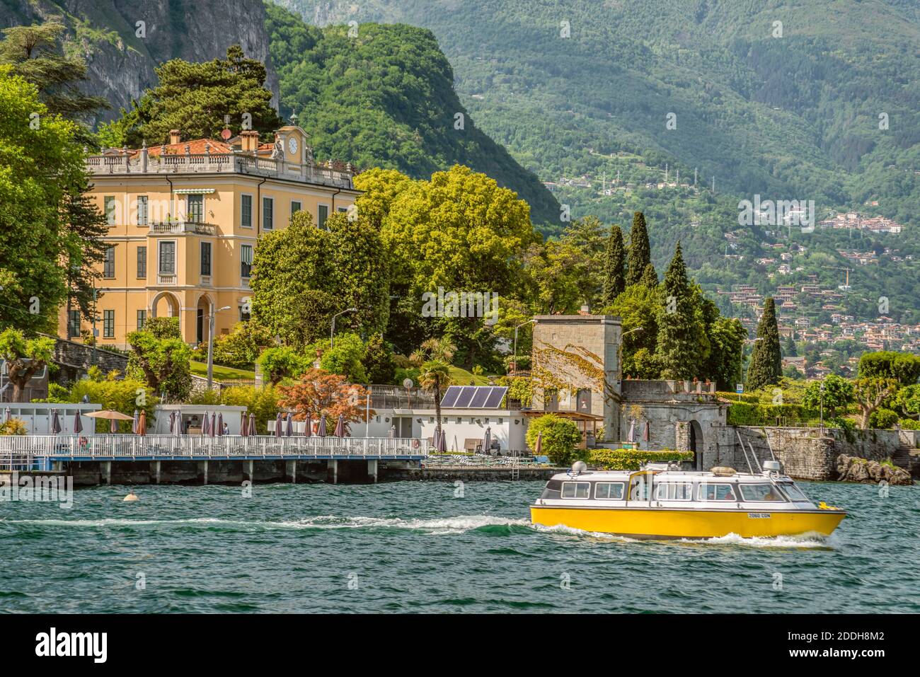 La Villa Margherita au Waterfront de Cadenabbia au Lac de Côme vu du lac, Lombardie, Italie Banque D'Images